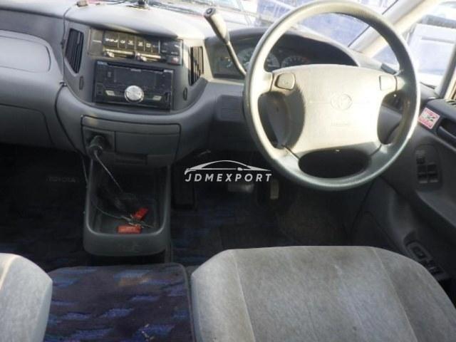 Toyota Estima 1998 thumbnail 3