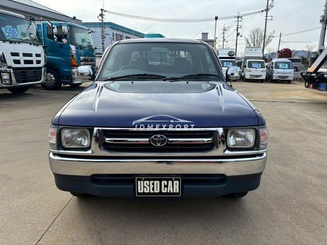 Toyota Hilux 2000 thumbnail 2