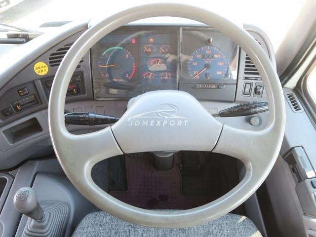 Hino Profia 1996 thumbnail 23