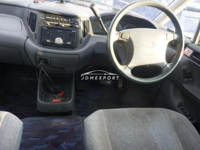 Toyota Estima 1998 thumbnail 3
