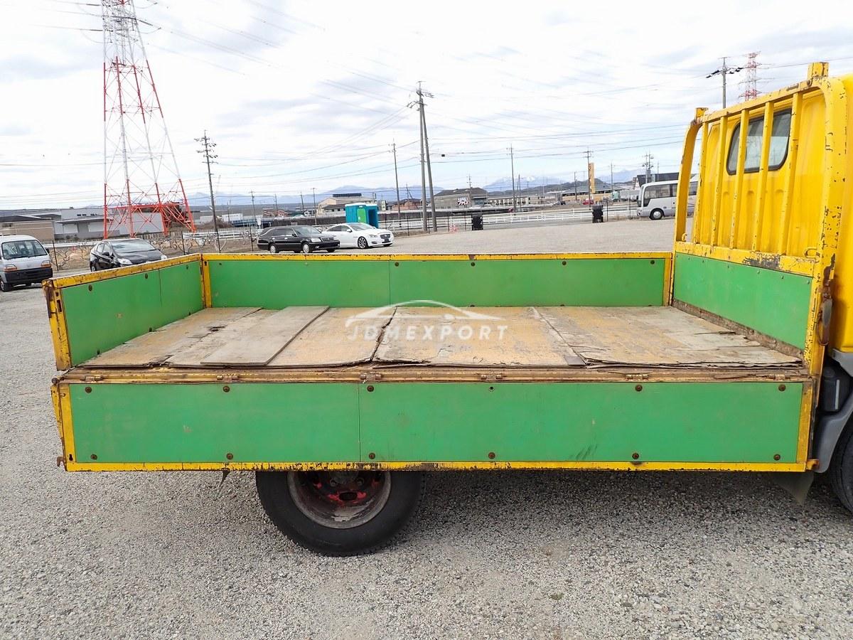 Mitsubishi Fuso Canter 1997 thumbnail 32