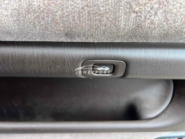Toyota Crown Majesta 1992 thumbnail 9