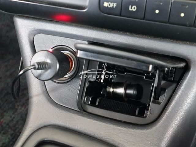 Toyota Caldina 1995 thumbnail 12