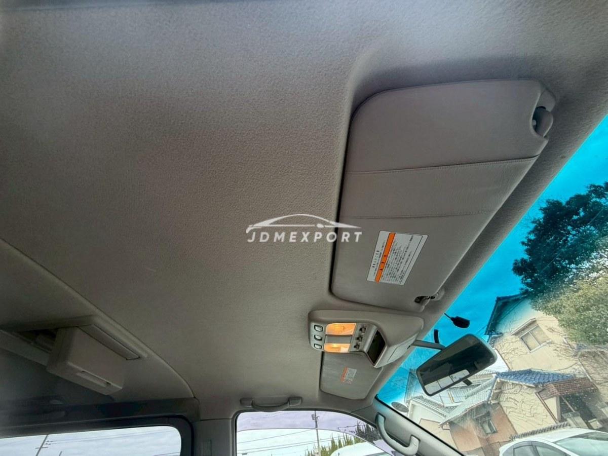 Nissan Elgrand 2001 thumbnail 37