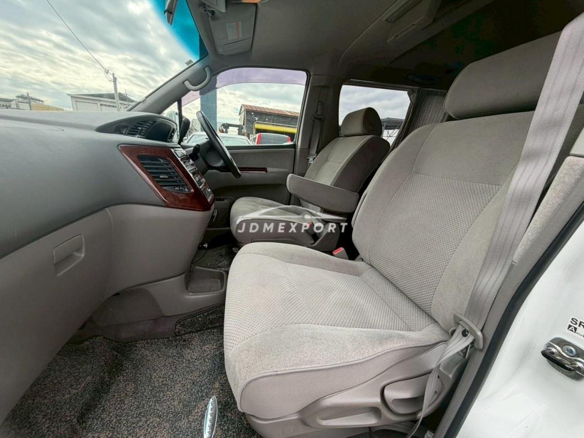 Nissan Elgrand 2001 thumbnail 17