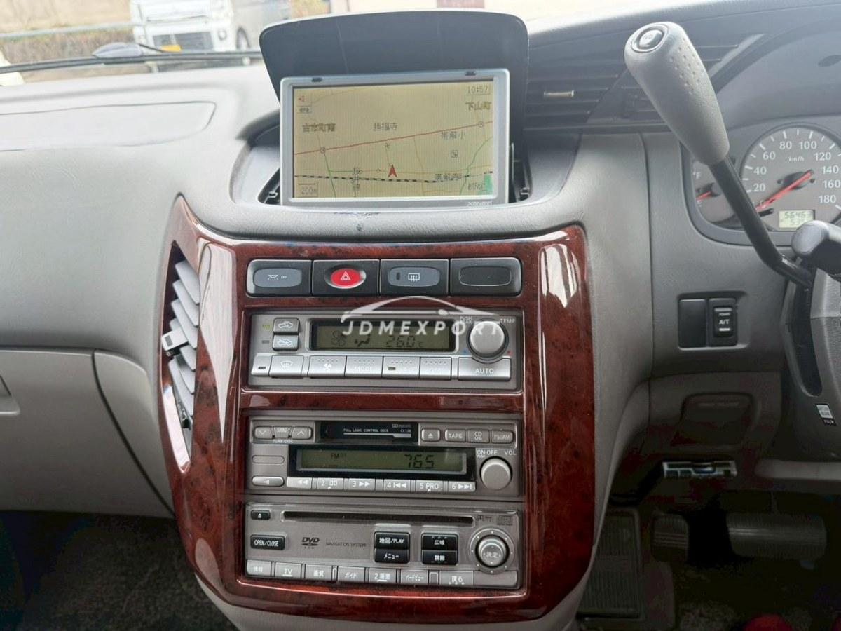 Nissan Elgrand 2001 thumbnail 26