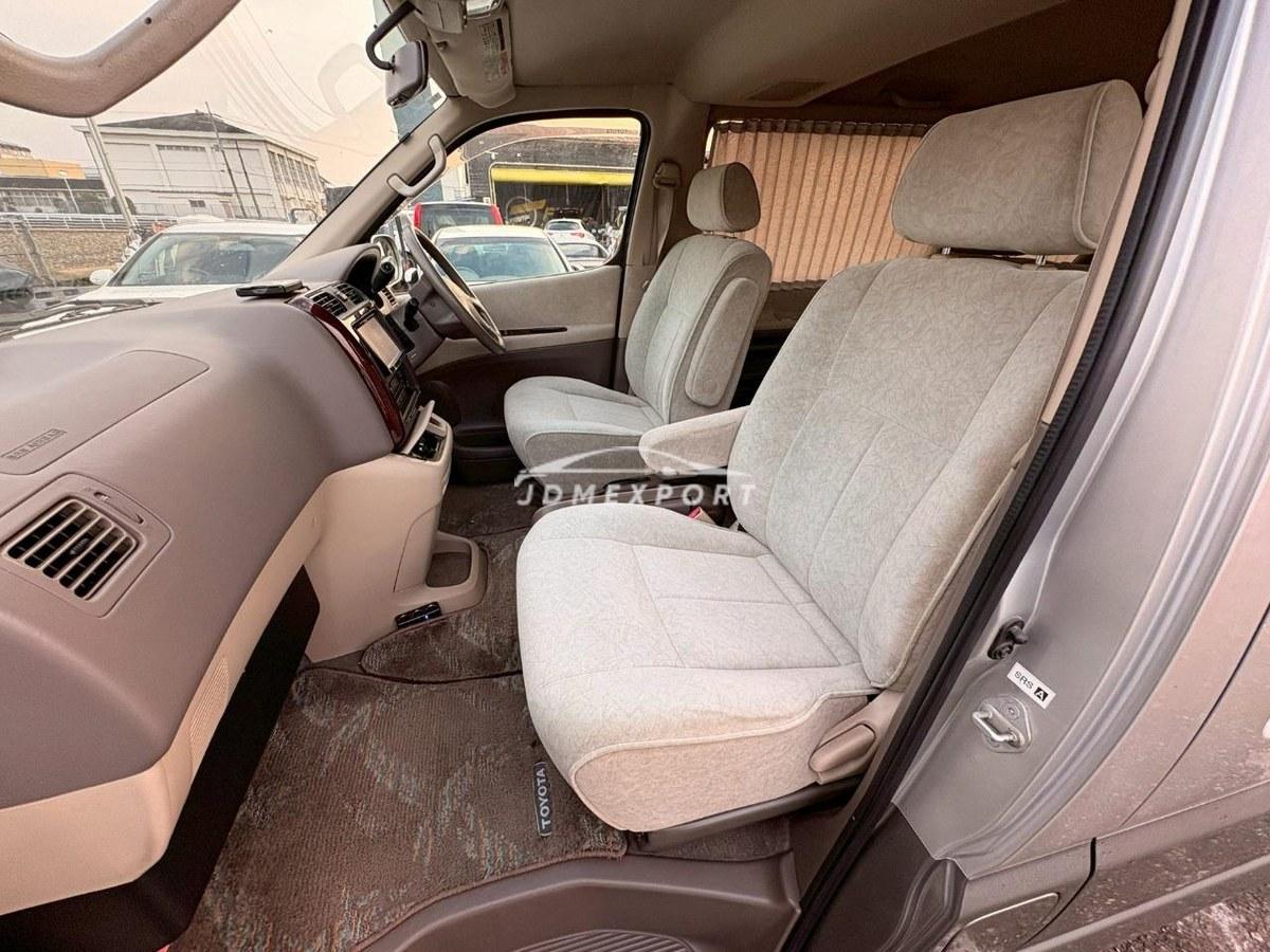 Toyota Grand Hiace 2001 thumbnail 31