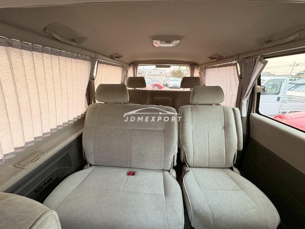 Toyota Grand Hiace 2001 thumbnail 33