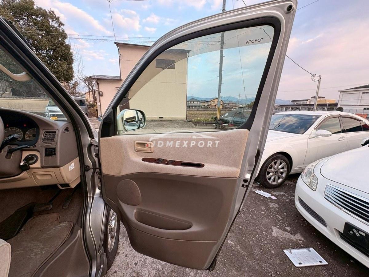 Toyota Grand Hiace 2001 thumbnail 20