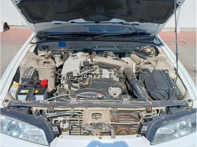 Nissan Skyline 1992 thumbnail 10