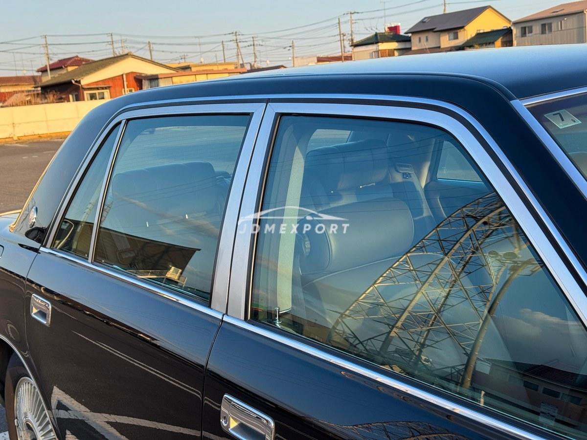Toyota Century 2000 thumbnail 28