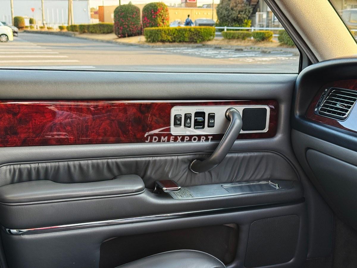 Toyota Century 2000 thumbnail 18