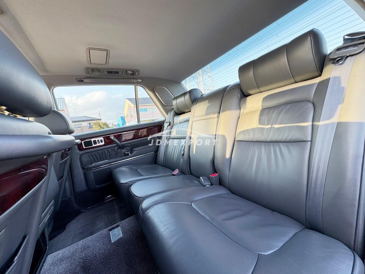 Toyota Century 2000 thumbnail 21
