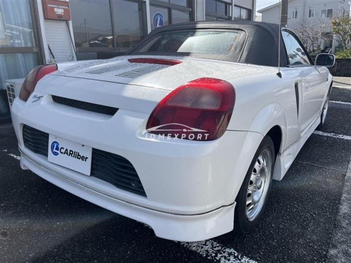 Toyota MR-S 2000 thumbnail 2