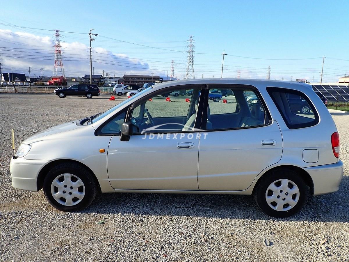 Toyota Corolla Spacio 1999 thumbnail 2