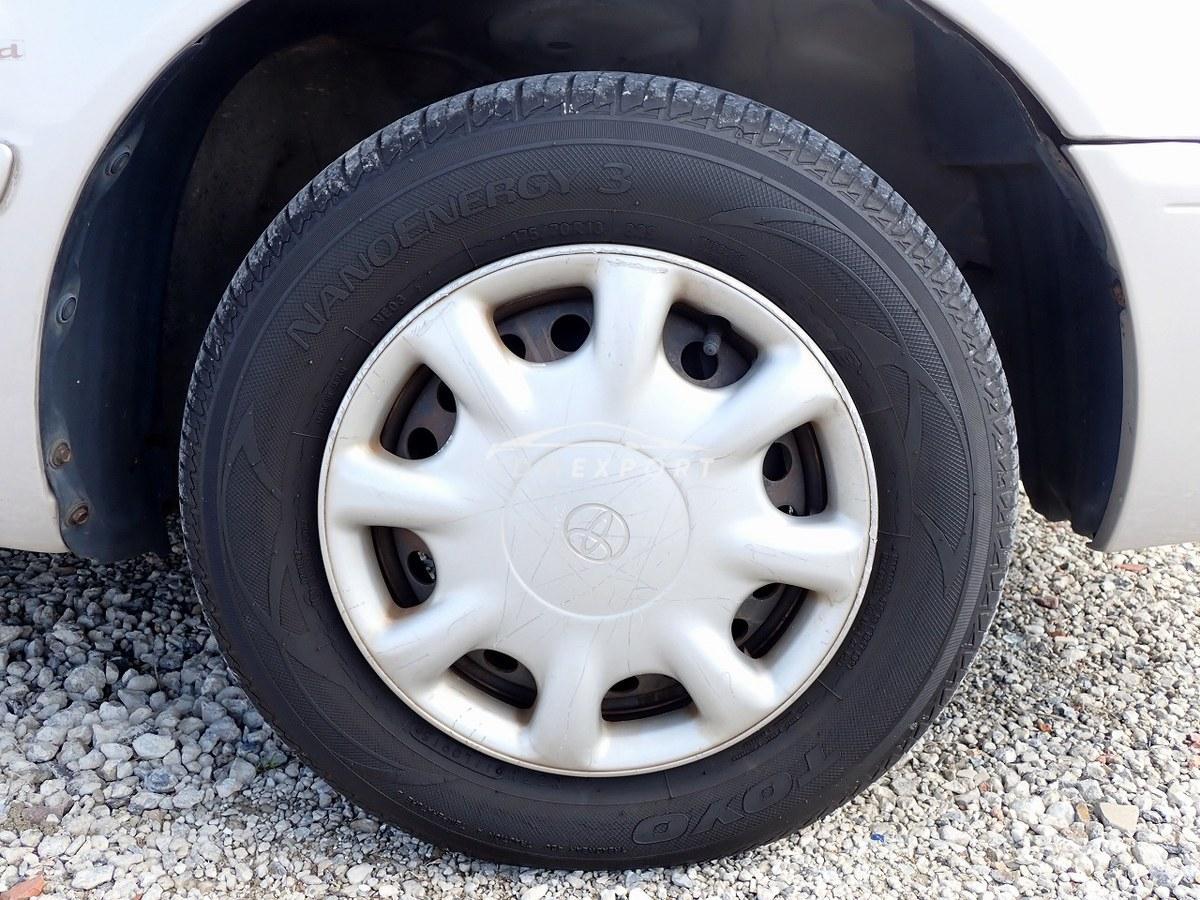 Toyota Corolla 1999 thumbnail 9