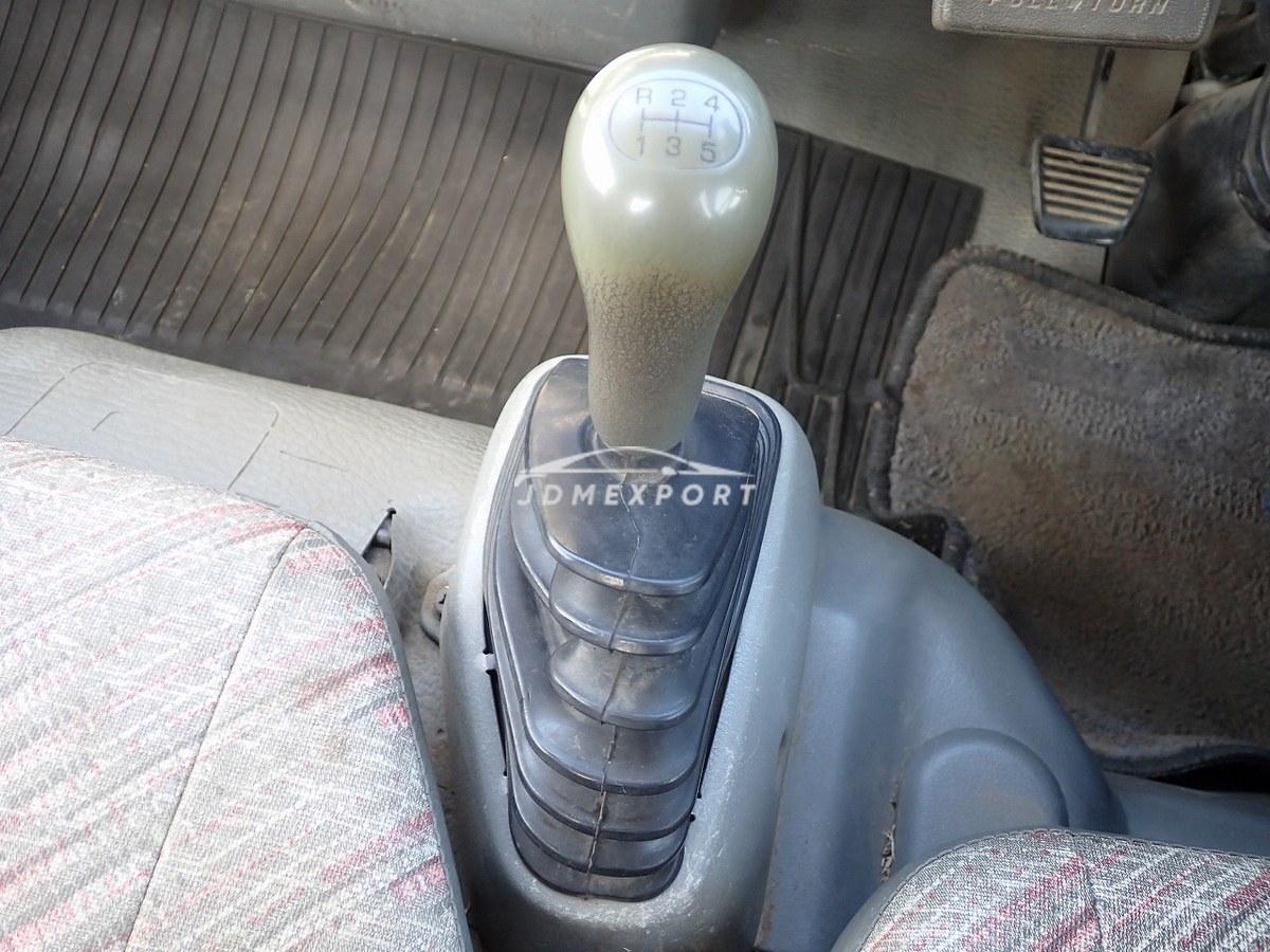 Mitsubishi Fuso Canter 1996 thumbnail 31
