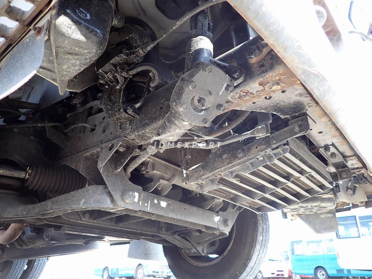 Mitsubishi Fuso Canter 1996 thumbnail 16