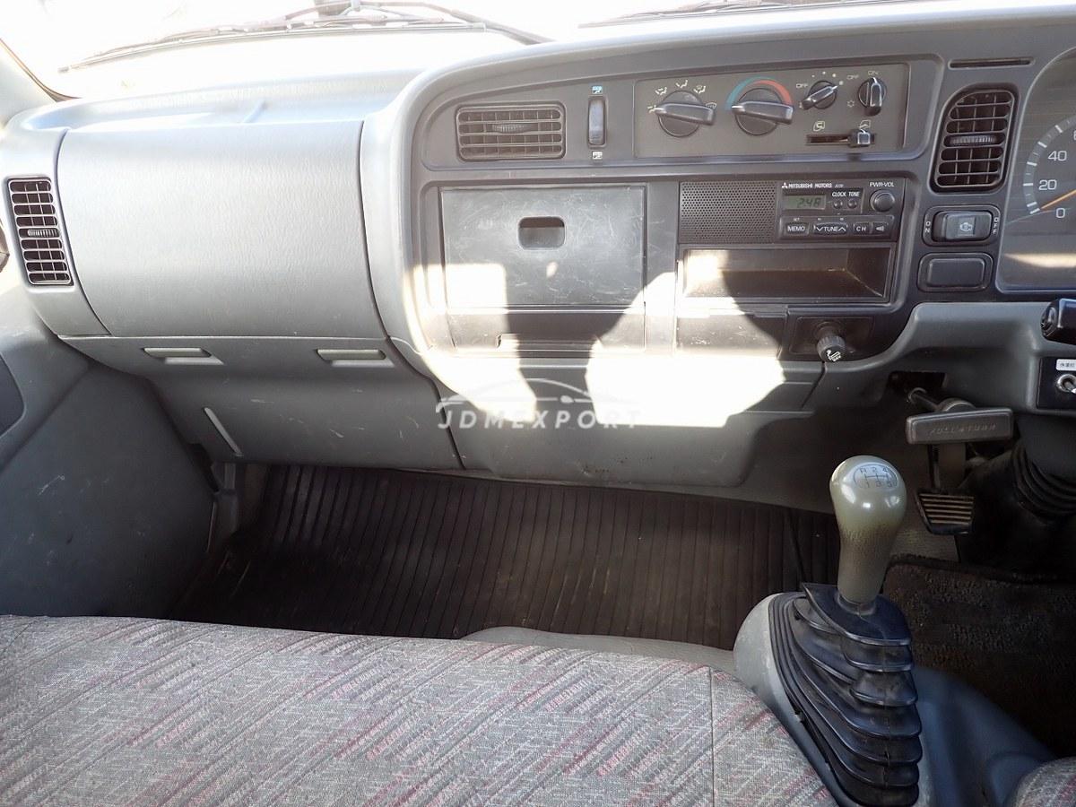 Mitsubishi Fuso Canter 1996 thumbnail 29