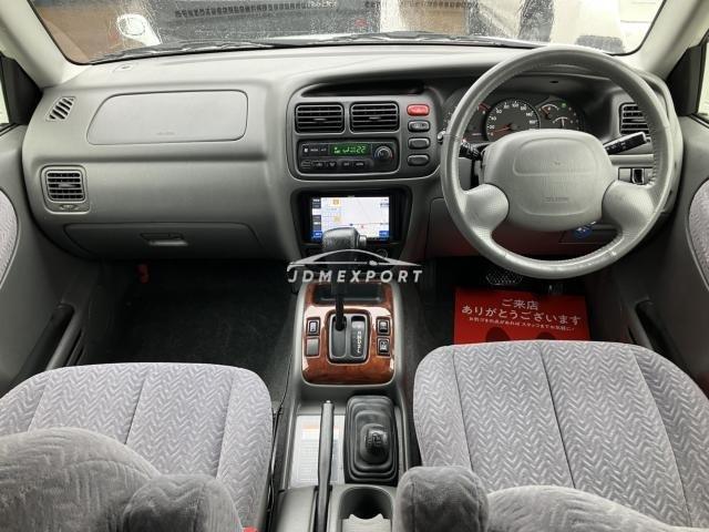 Suzuki Grand Escudo 2001 thumbnail 9