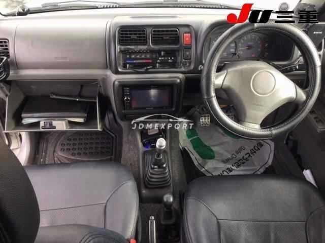 Suzuki Jimny 2001 thumbnail 12
