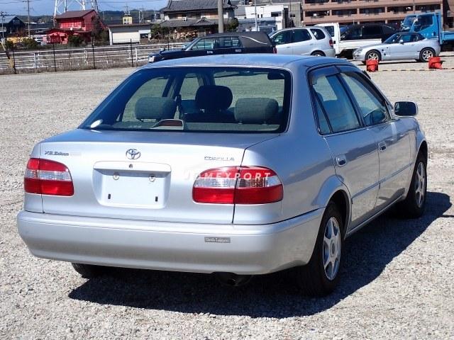 Toyota Corolla 1998 thumbnail 4