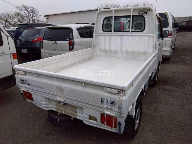 Daihatsu Hijet Truck 2000 thumbnail 5