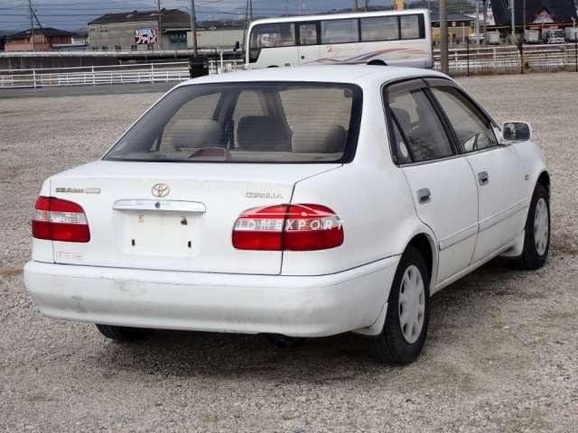 Toyota Corolla 2000 thumbnail 41