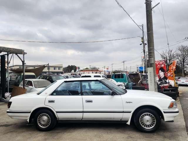 Toyota Crown 1989 thumbnail 4