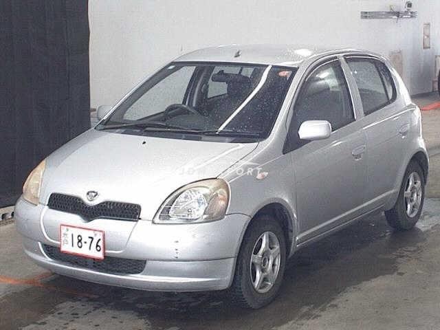 Toyota Vitz 2000 thumbnail 5