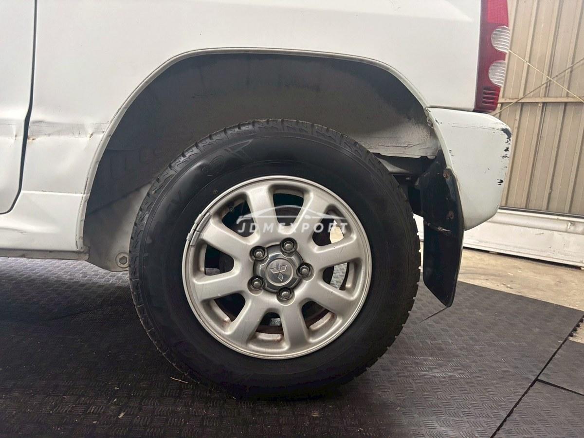 Mitsubishi Pajero Mini 1997 thumbnail 49