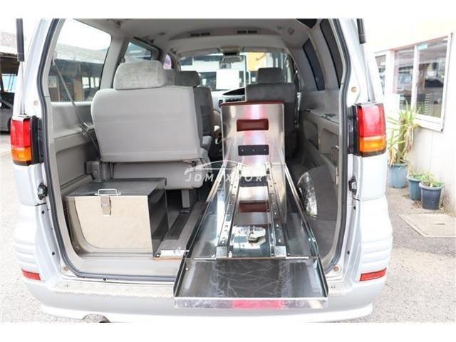 Nissan Elgrand 1999 thumbnail 12