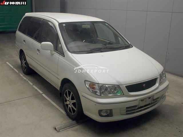 Nissan Presage 1999