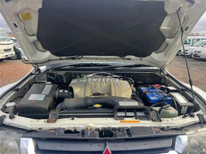 Mitsubishi Pajero 2000 thumbnail 15