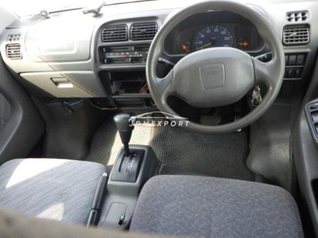 Suzuki Every Wagon 2000 thumbnail 6