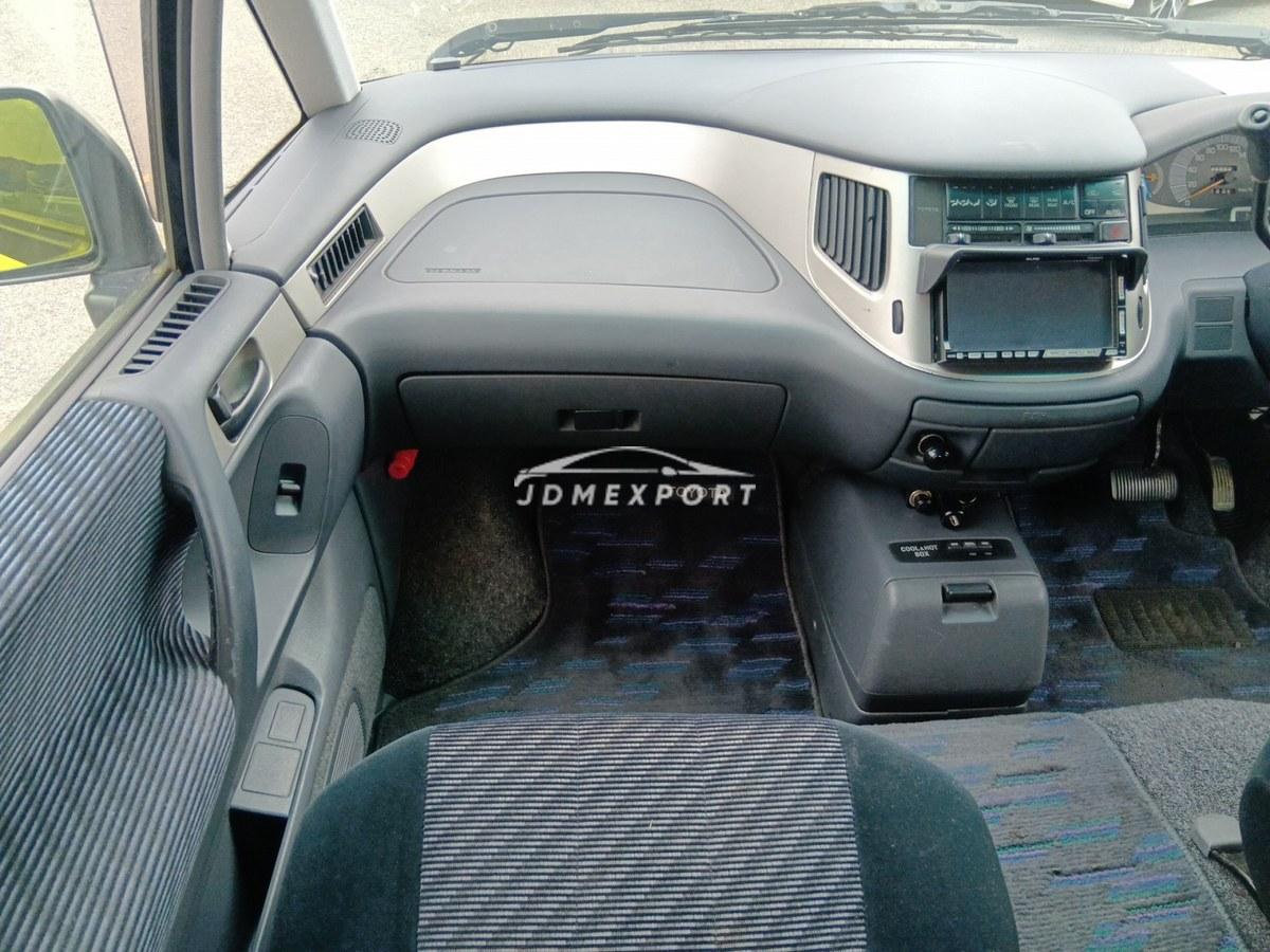 Toyota Estima 1999 thumbnail 18