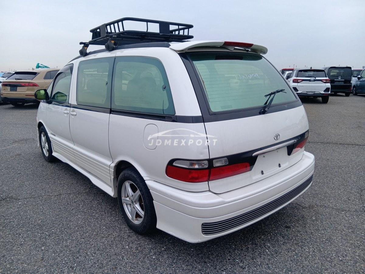 Toyota Estima 1999 thumbnail 3
