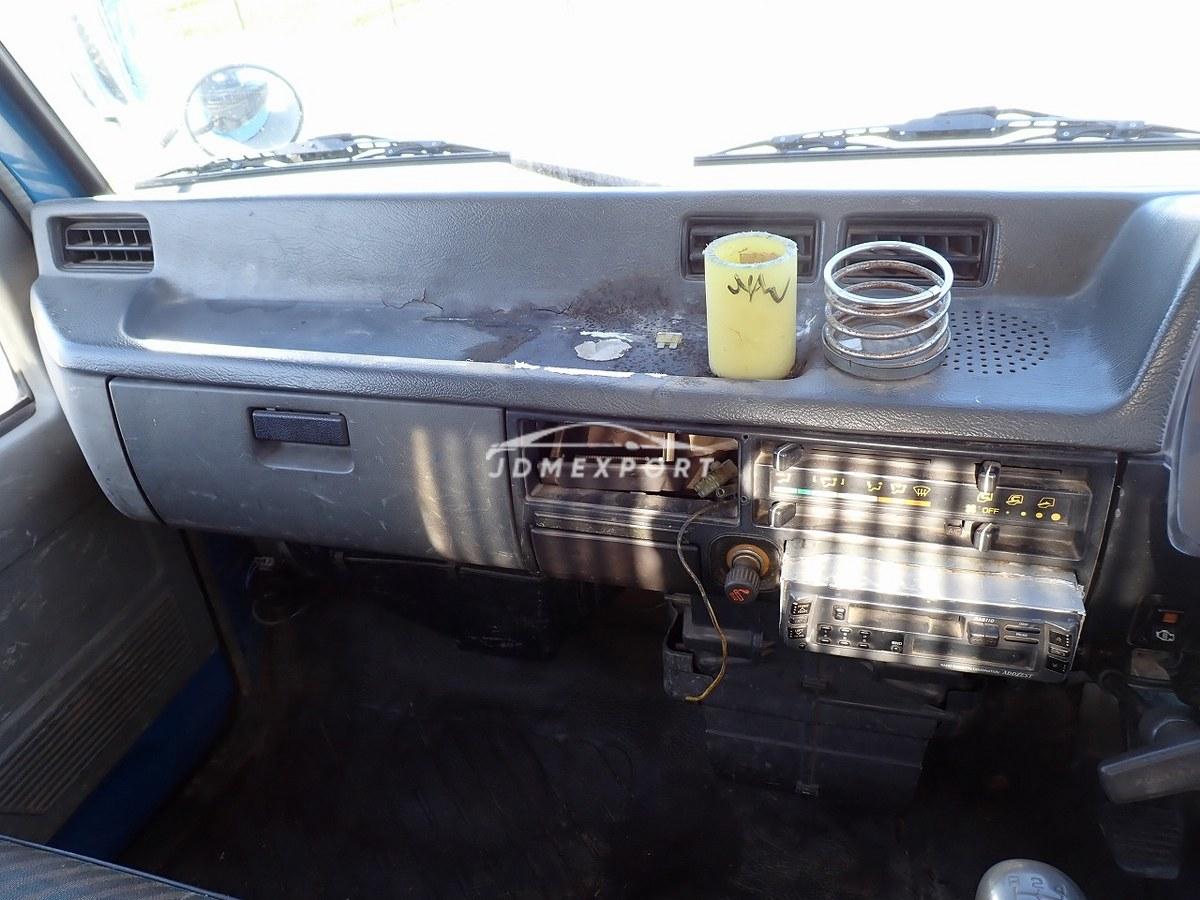 Mitsubishi Fuso Canter 1991 thumbnail 37