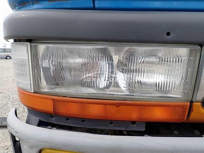 Mitsubishi Fuso Canter 1993 thumbnail 27