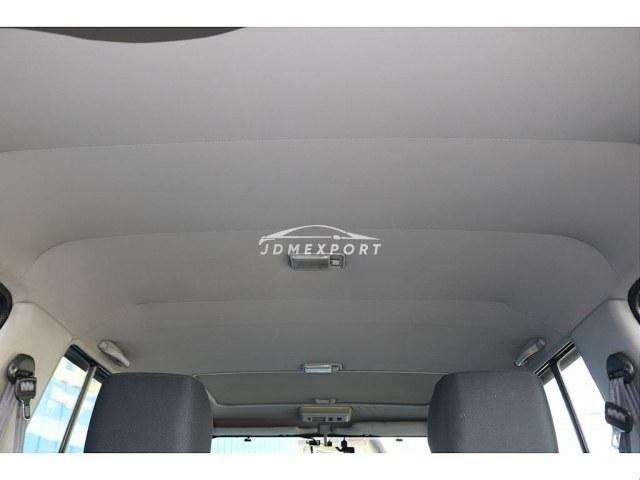 Toyota Land Cruiser 1999 thumbnail 9