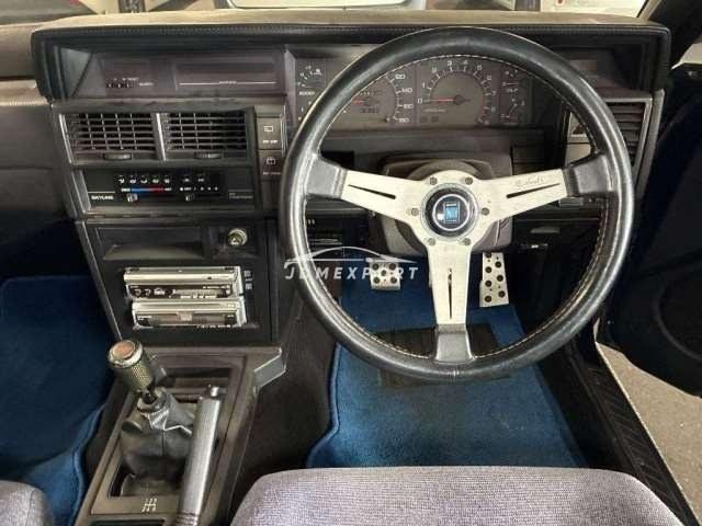 Nissan Skyline 1987 thumbnail 7