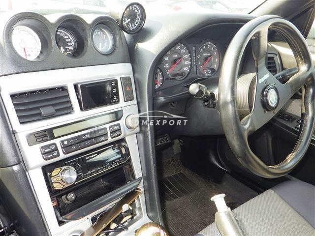 Nissan Skyline Coupe 1999 thumbnail 4