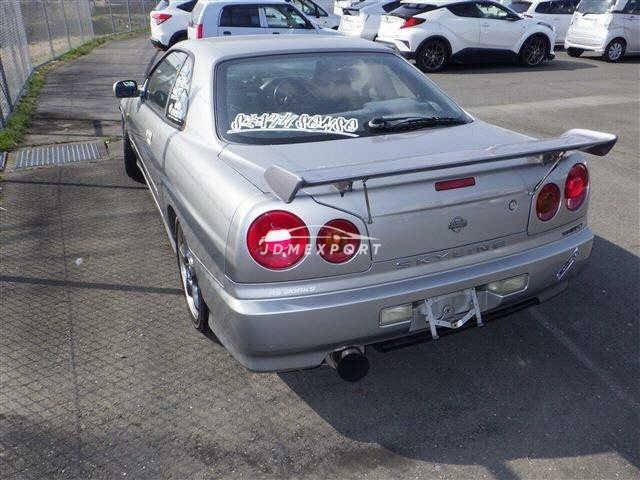 Nissan Skyline Coupe 1999 thumbnail 2