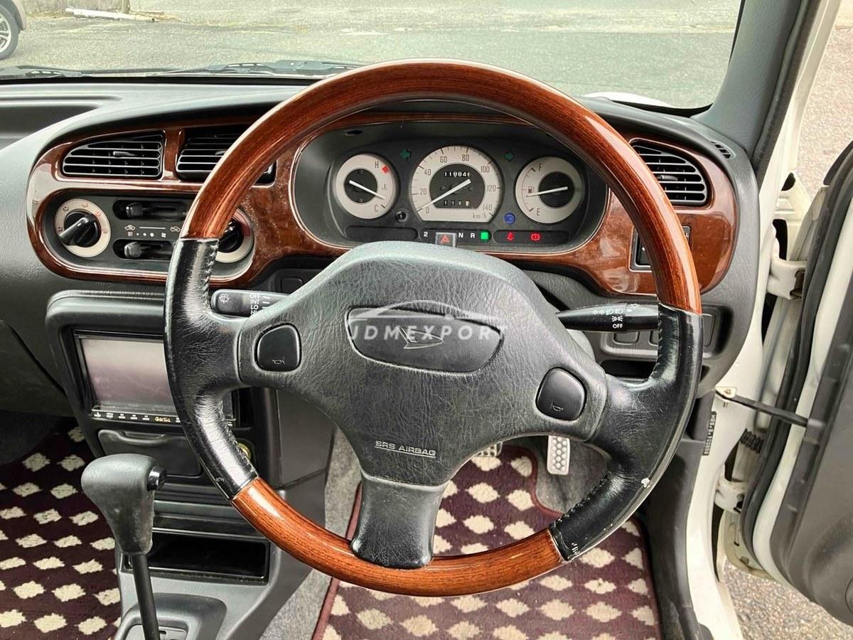 Daihatsu Mira Gino 1999 thumbnail 3