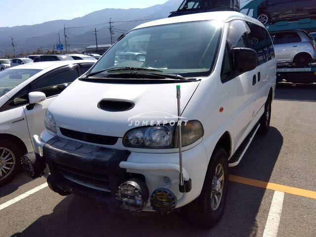 Mitsubishi Delica Spacegear 1996