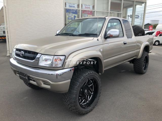 Toyota Hilux Sports Pick Up 2001