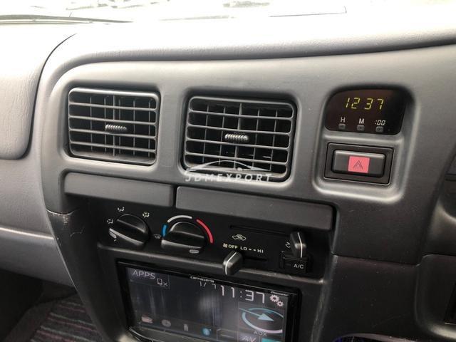 Toyota Hilux Sports Pick Up 2001 thumbnail 20