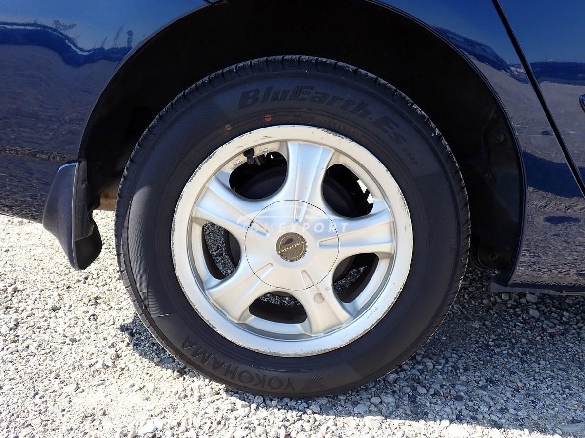 Toyota Corolla 2001 thumbnail 9