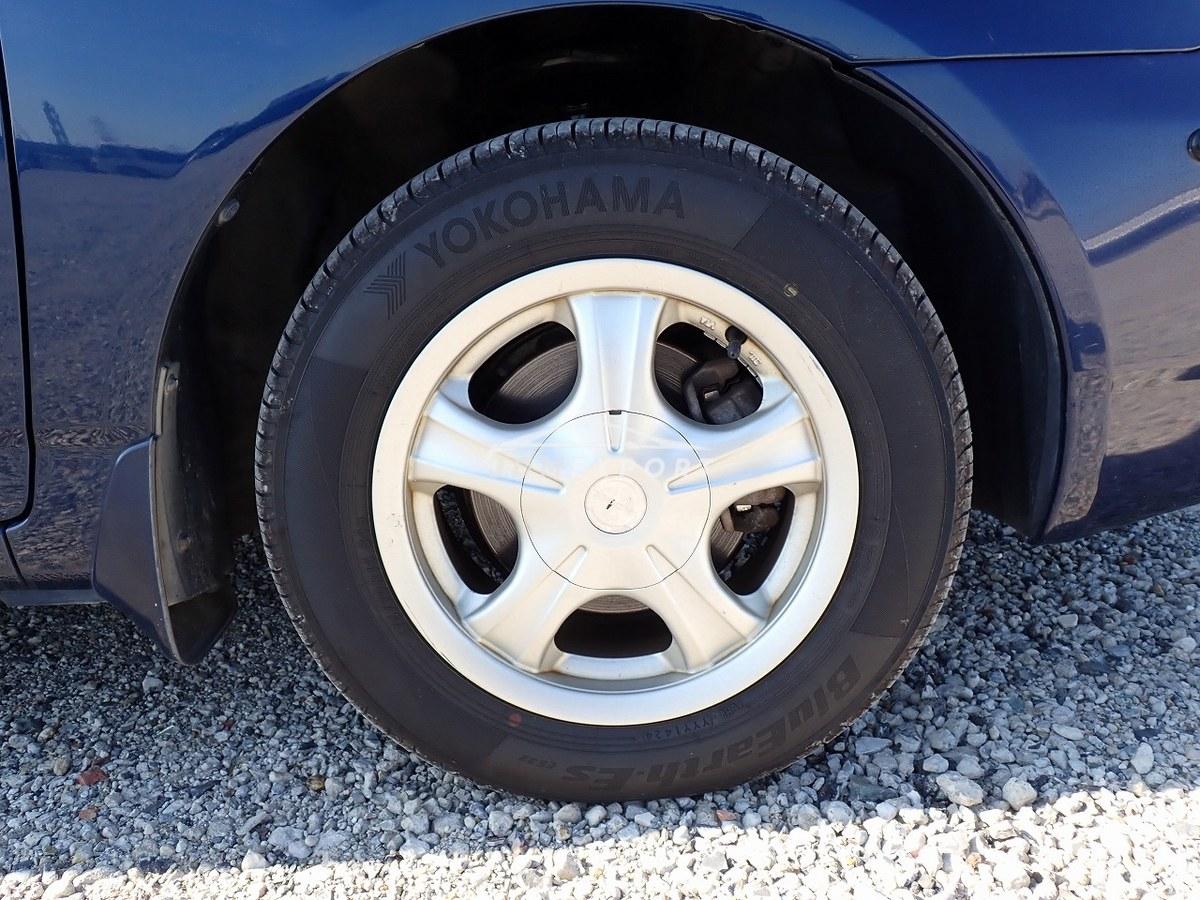 Toyota Corolla 2001 thumbnail 13