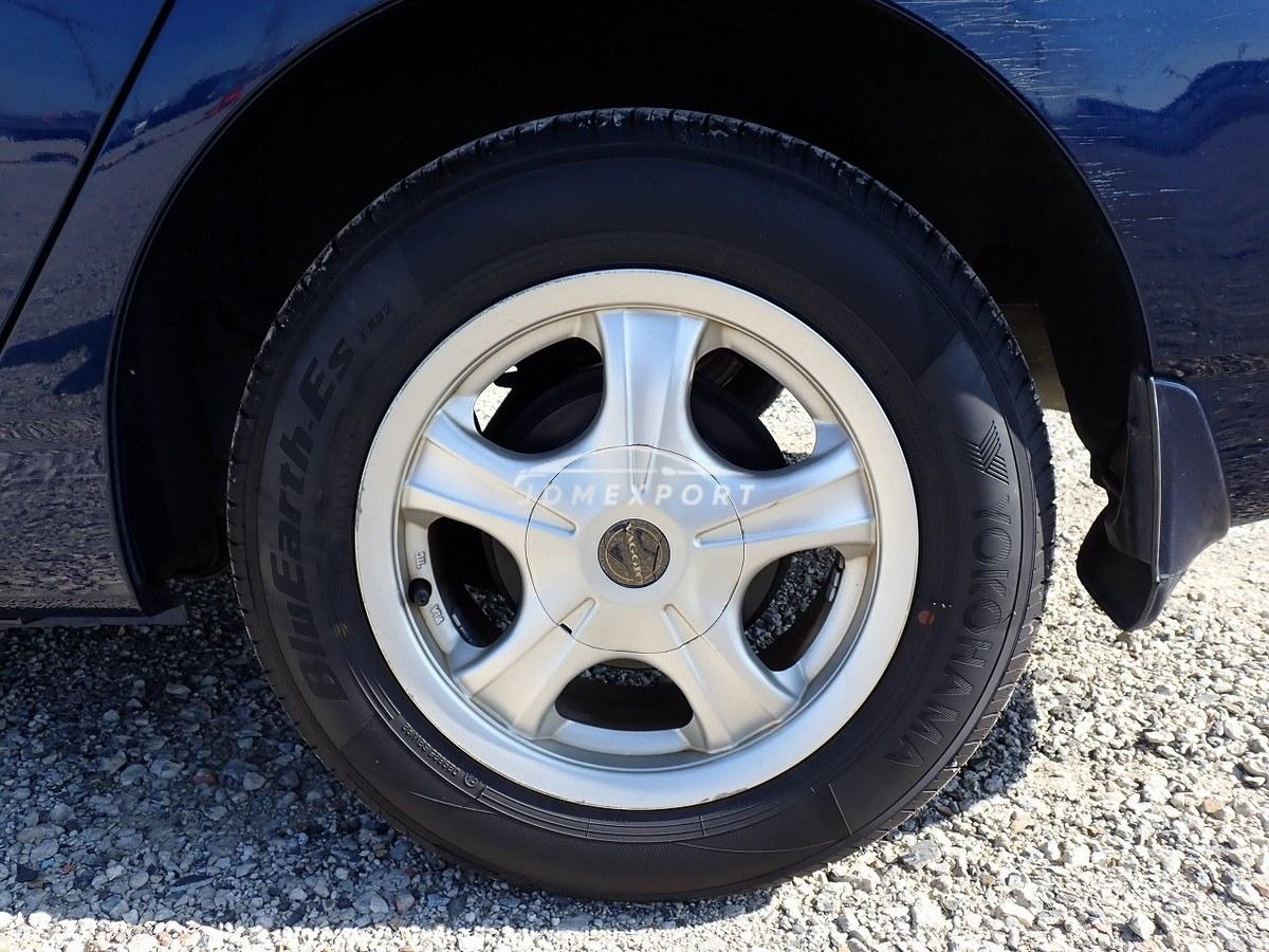 Toyota Corolla 2001 thumbnail 11